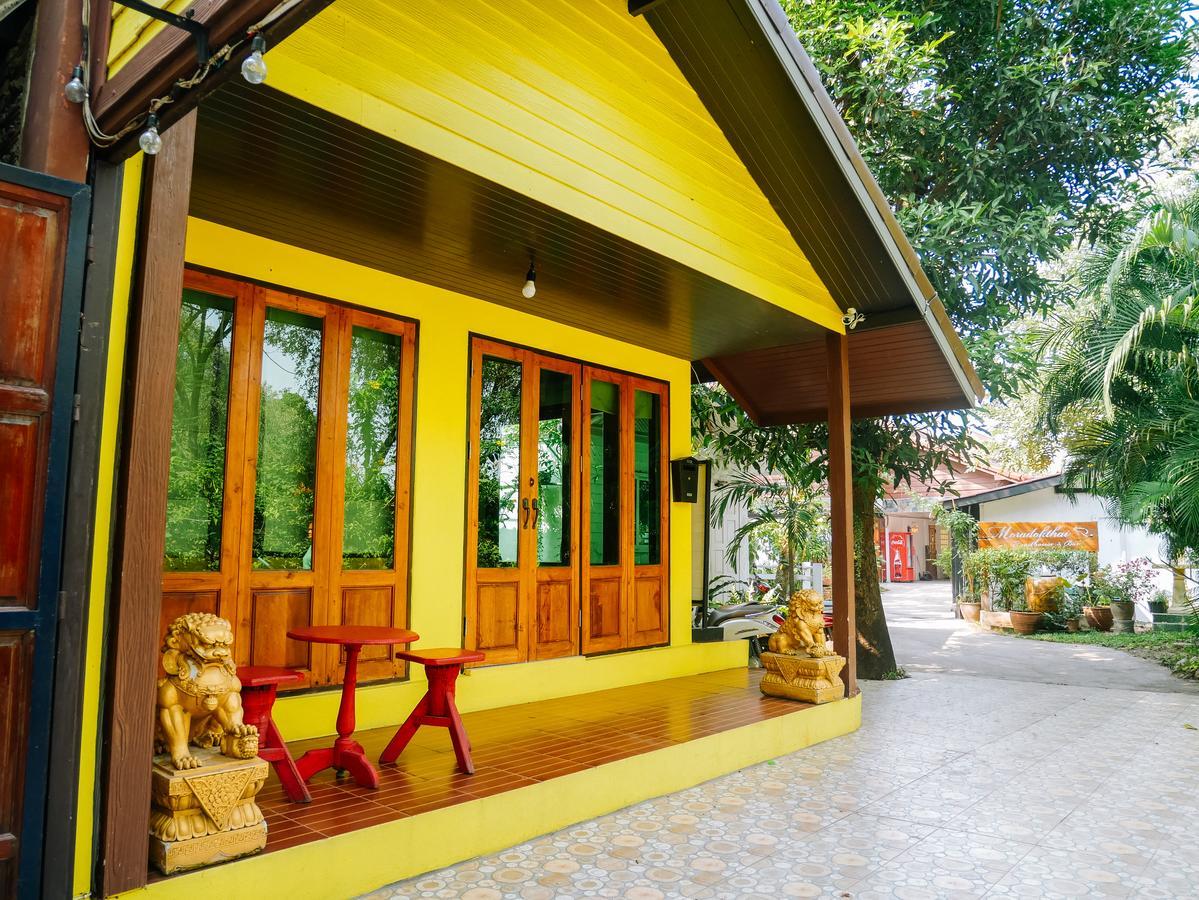 Moradok Thai Guesthouse Phra Nakhon Si Ayutthaya Dış mekan fotoğraf